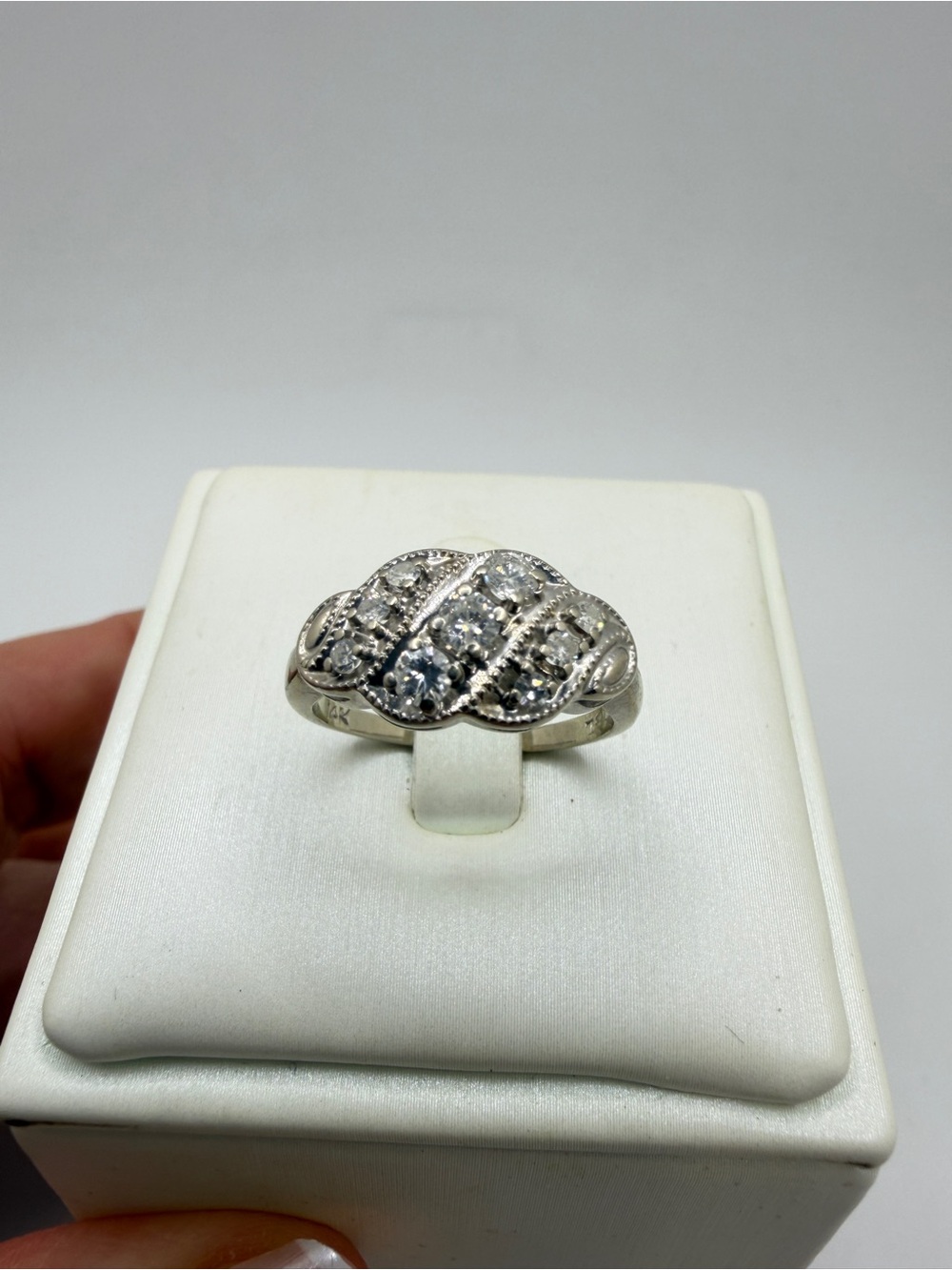 Vintage 14kt white gold and natural‎ diamond Art deco style ring!